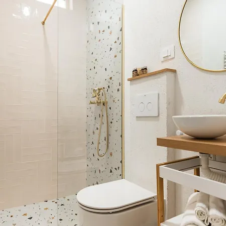 Harmonee - Retreat Apartment *