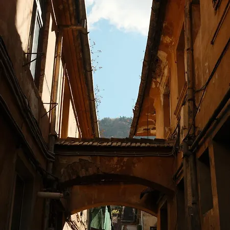 Апартаменти Harmonee - Retreat