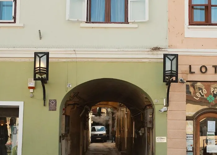 Апартаменти Harmonee - Retreat *