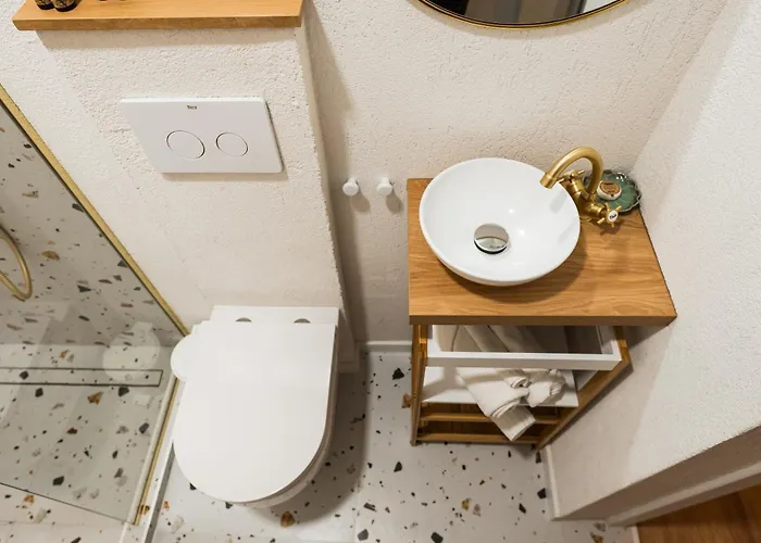 Harmonee - Retreat Apartment